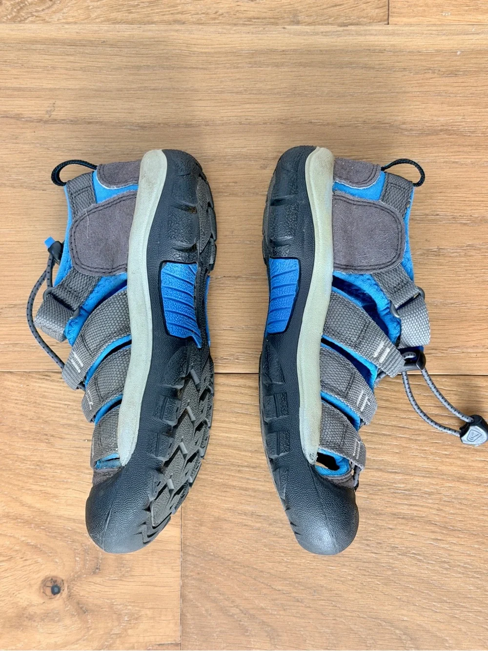 KEEN Kids Newport H2 Grey Blue Water Sandals Hiking Shoes Sz 13 Camping Gorpcore